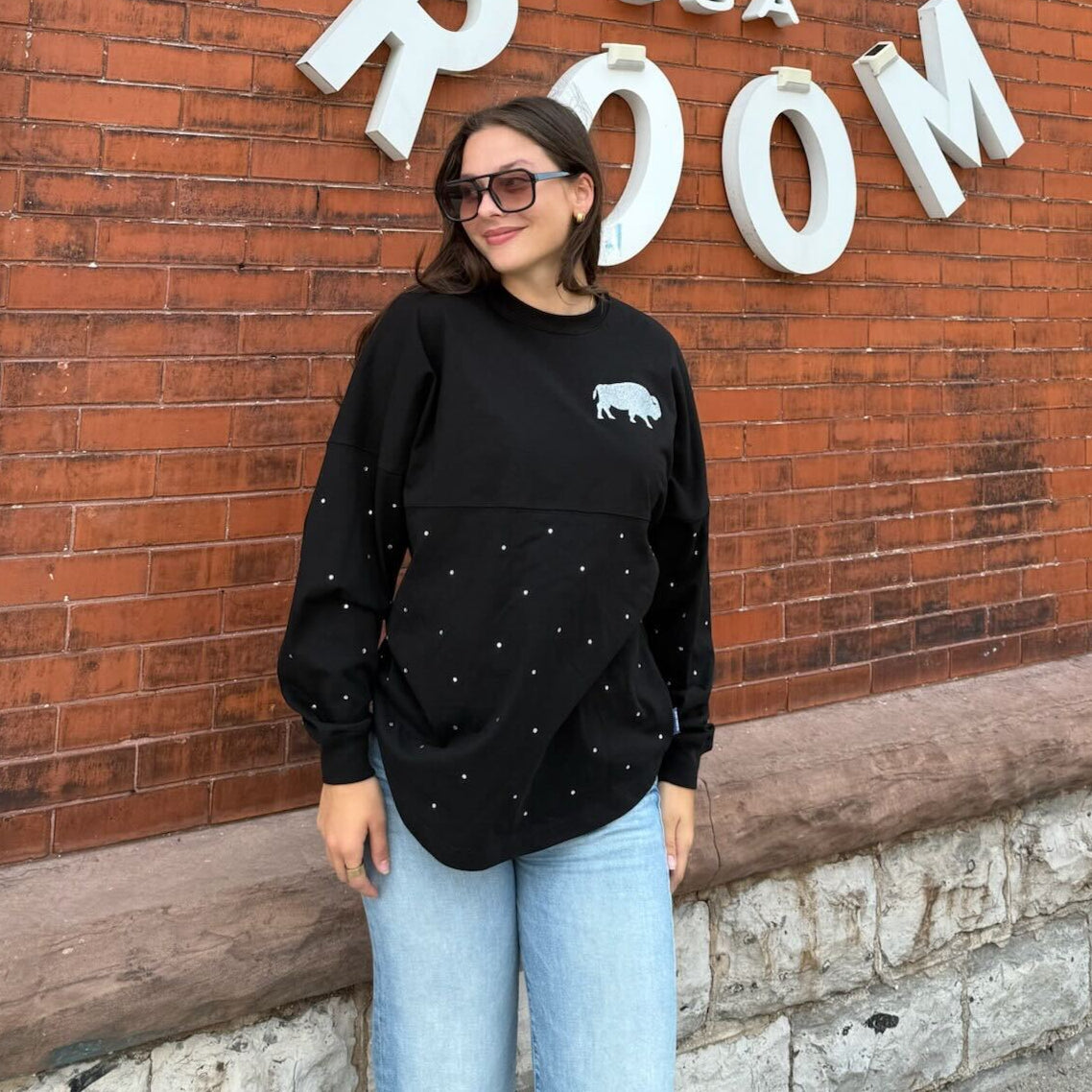 Queen City Rhinestone L/s in Black