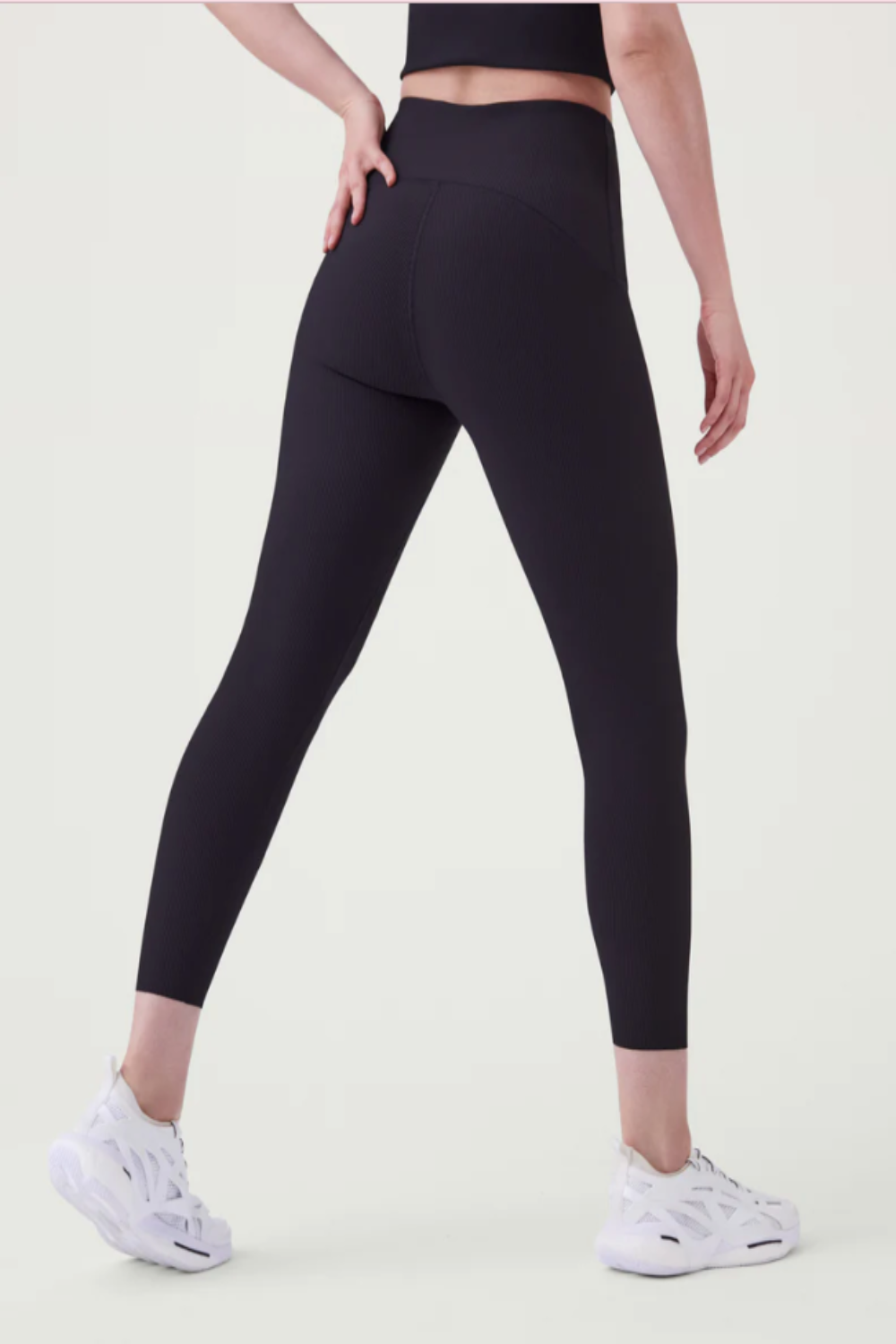 Spanx Contour 7/8 Leggings in Black