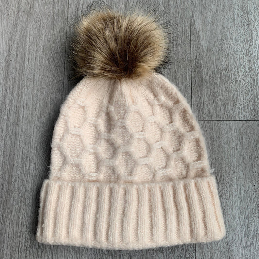 Cable Knit Pom Beanie Ivory
