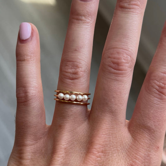 3 Line Wide Pearl Ring Gold