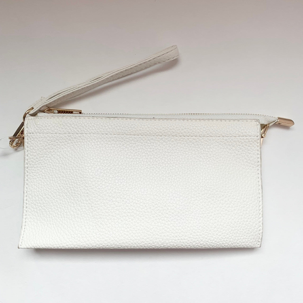 Perfect 3 Pocket Clutch White