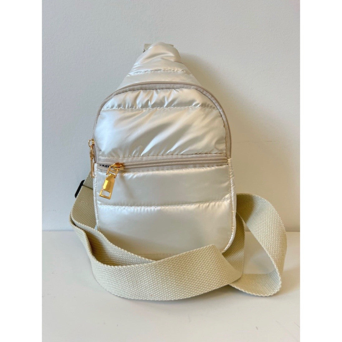 Puff Sling Bag in Ivory